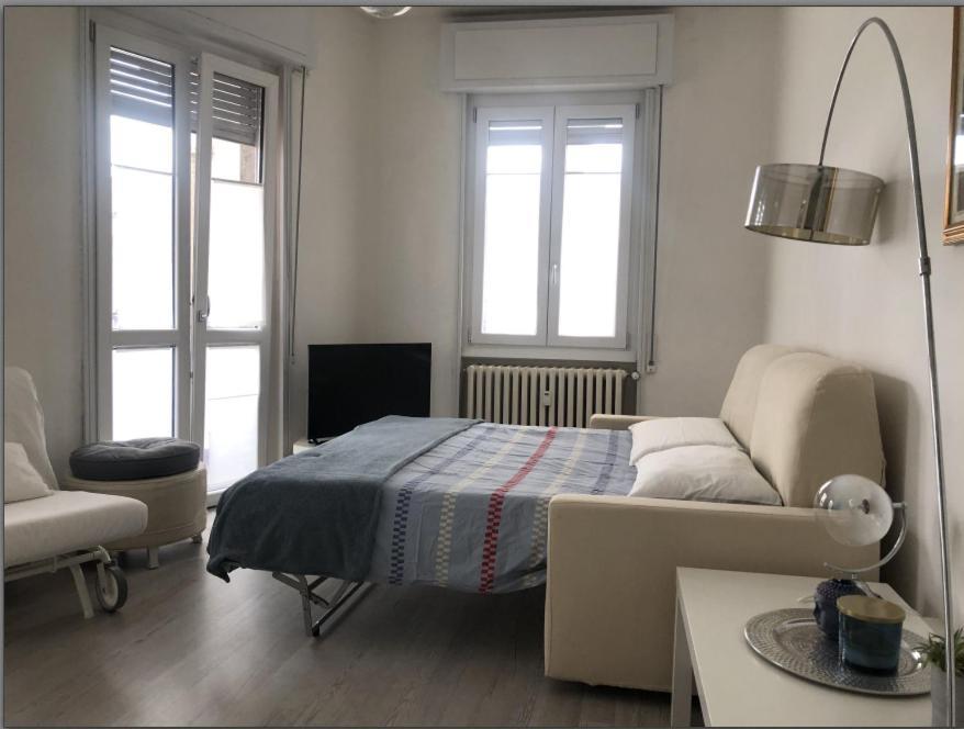 Holly'S House Apartment Alzano Lombardo Buitenkant foto